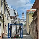 Apartamento Idyllisches Studio-apartment In Der Altstadt Mit Privatparkplatz Und 400 Meter Zum *