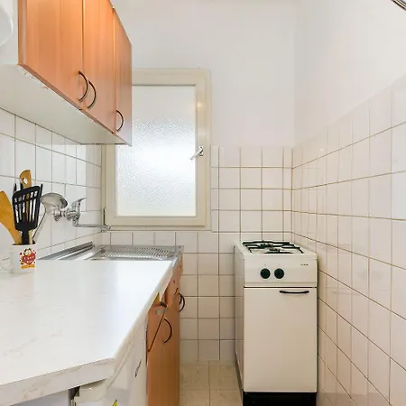 Idyllisches Studio-apartment In Der Altstadt Mit Privatparkplatz Und 400 Meter Zum アパート