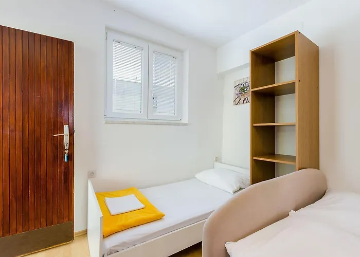 アパート Idyllisches Studio-apartment In Der Altstadt Mit Privatparkplatz Und 400 Meter Zum