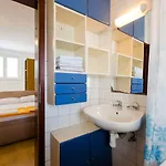 Idyllisches Studio-apartment In Der Altstadt Mit Privatparkplatz Und 400 Meter Zum דירה קריקווניצה